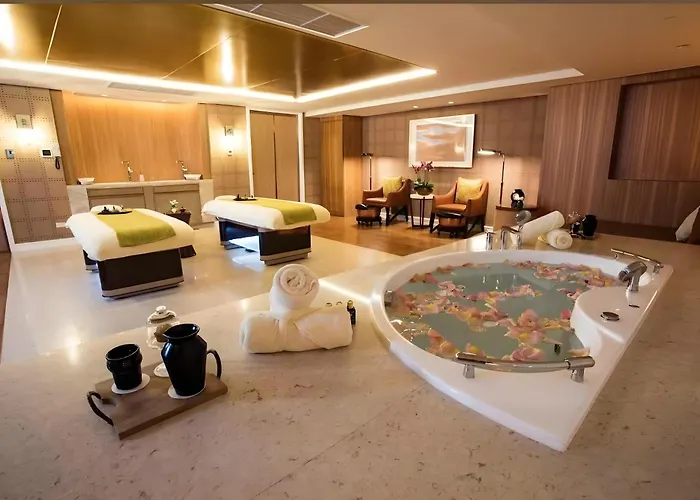 Modern Boutique Spacious Ment Near Airport Okada Solaire Moa Manila